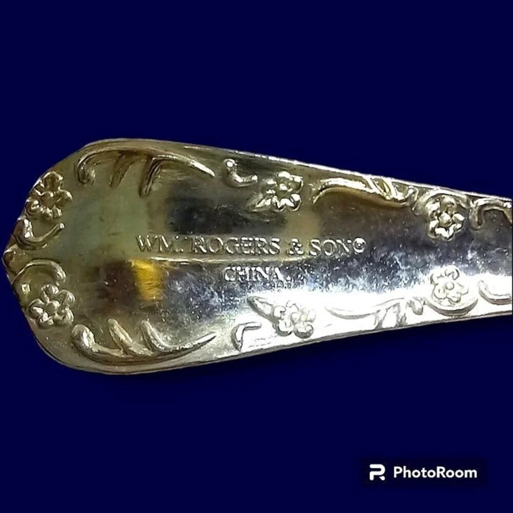International Silver-WM Rogers & Sons Enchanted Teaspoons-Silver Plate-Floral
